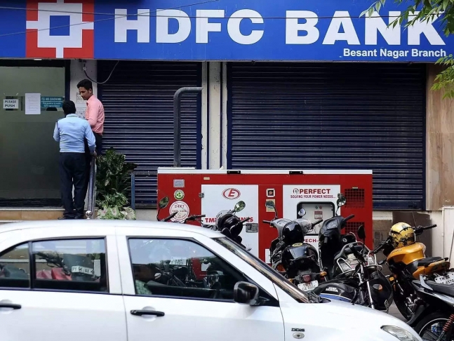 Partial Ban On Issuing New HDFC Bank Credit Card Has Been Lifted By The RBI!!!